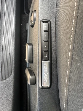 VW Golf 8.5 Style Full Option IQ 2.0TDI 11.000KM, снимка 13