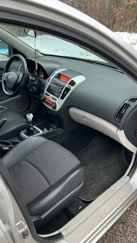 Kia Ceed - 2500 € / 4889.57 лв. - 78566460 9