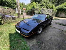 Pontiac Firebird 