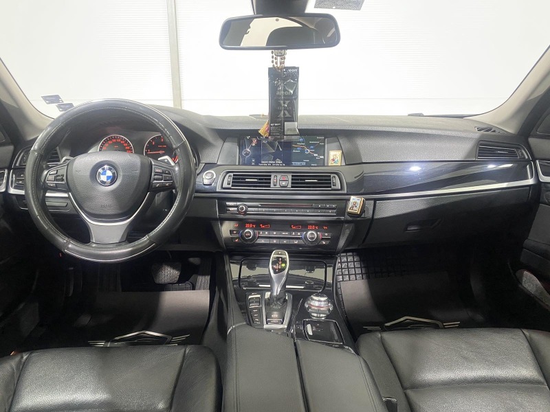 BMW 525 D Xdrive , снимка 9 - Автомобили и джипове - 43640427