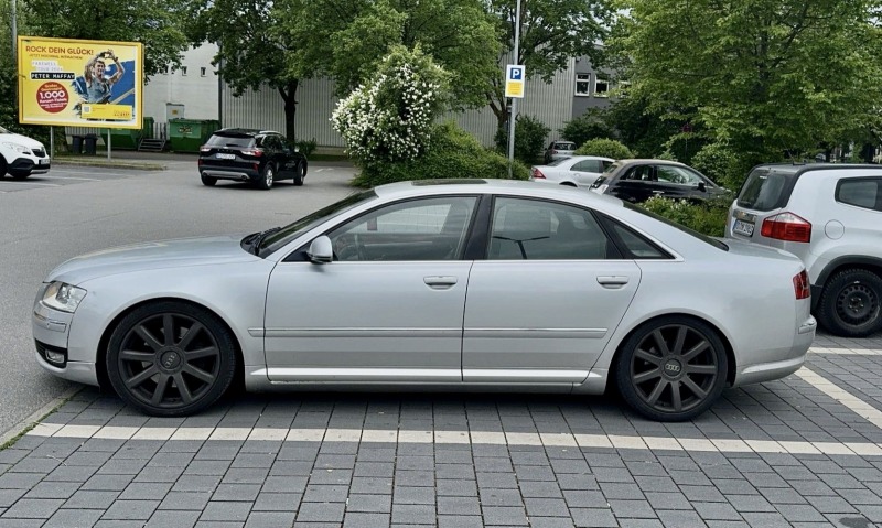 Audi A8, снимка 2 - Автомобили и джипове - 46280588