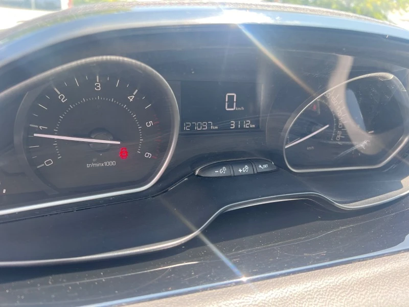 Peugeot 208 1.6 HDI  real km, снимка 8 - Автомобили и джипове - 46739920