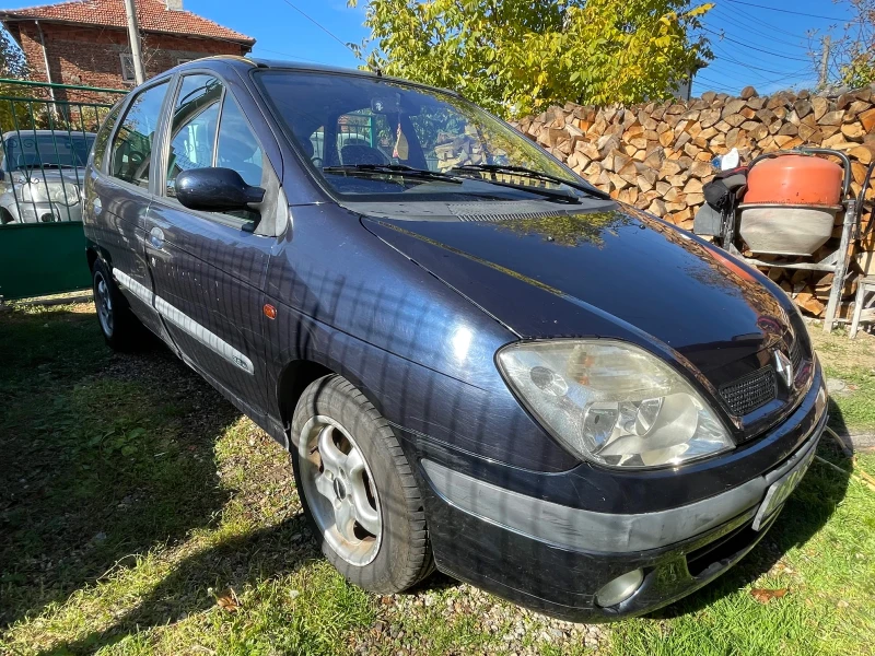 Renault Scenic, снимка 2 - Автомобили и джипове - 47733935