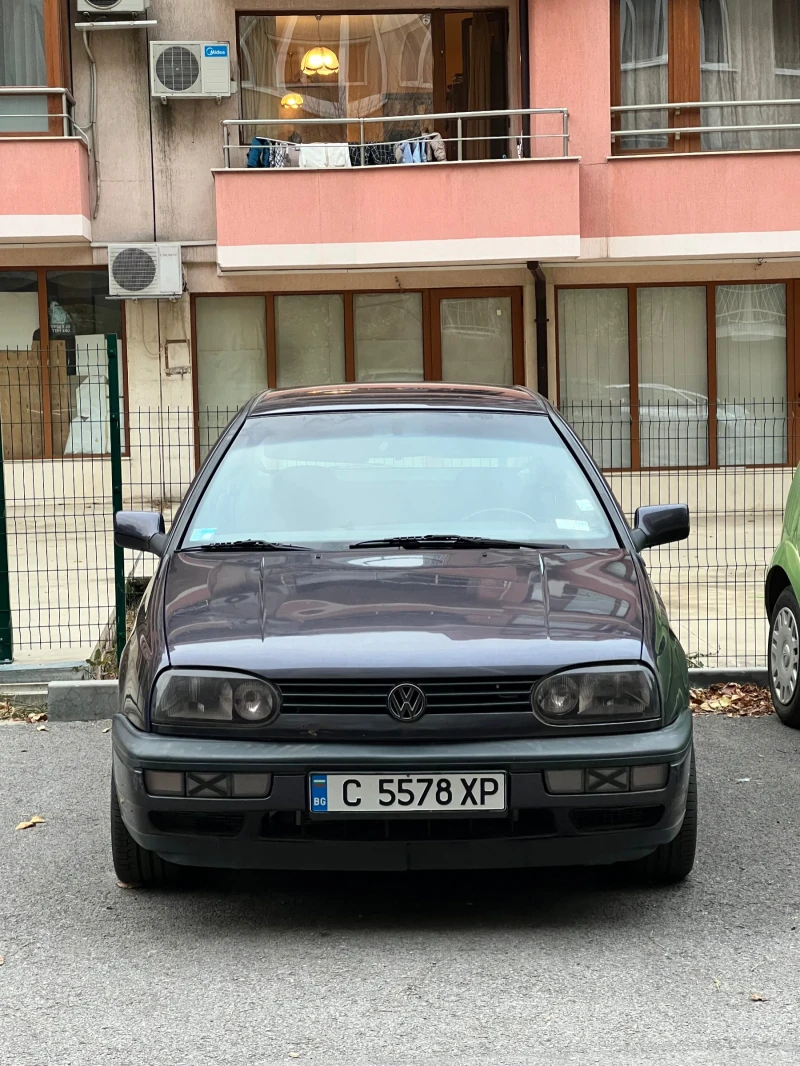 VW Golf, снимка 6 - Автомобили и джипове - 47996639