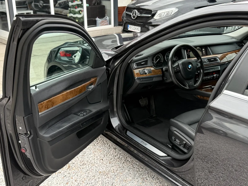 BMW 730 730D 2015ГОД 258КС FACE, снимка 8 - Автомобили и джипове - 48413261