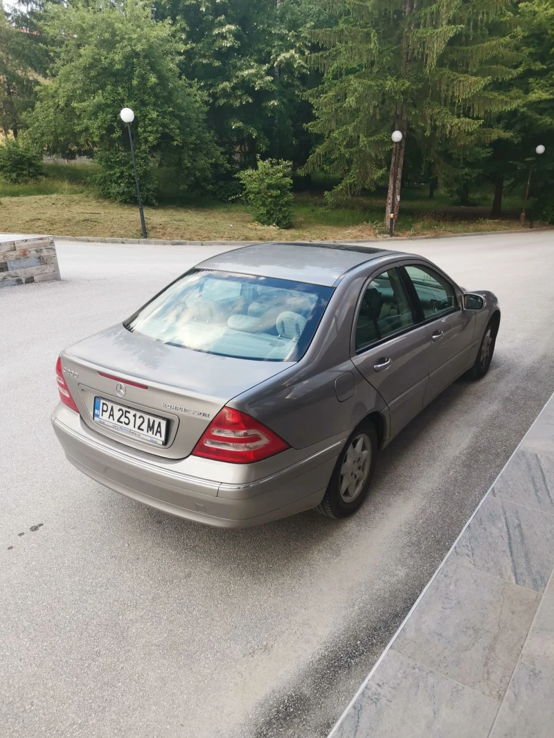 Mercedes-Benz C 200, снимка 3 - Автомобили и джипове - 49455287