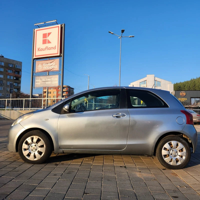Toyota Yaris, снимка 4 - Автомобили и джипове - 52803714