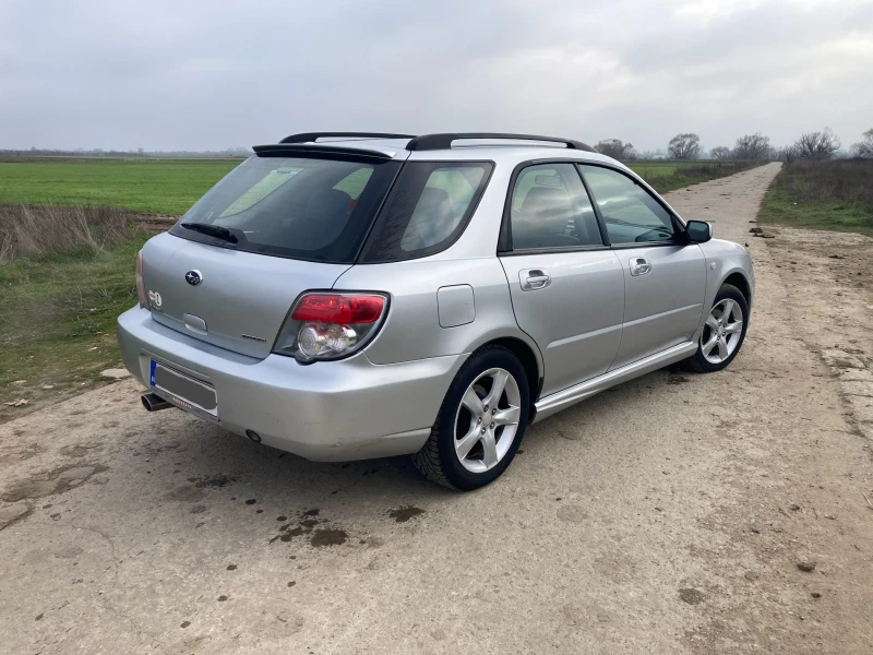 Subaru Impreza 2.0 R 4x4, снимка 4 - Автомобили и джипове - 52868892