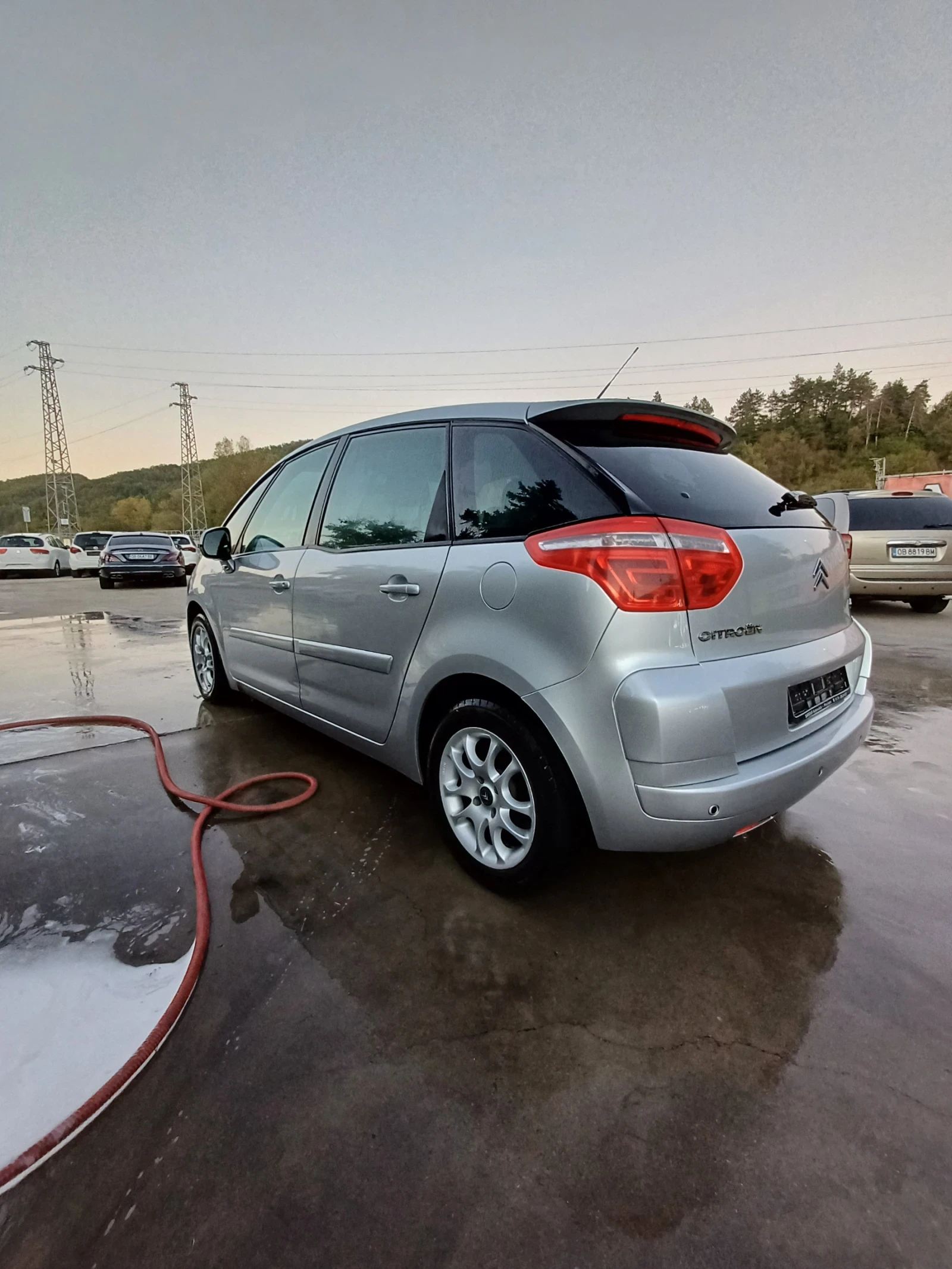 Citroen C4 Picasso 1.6HDI - изображение 3