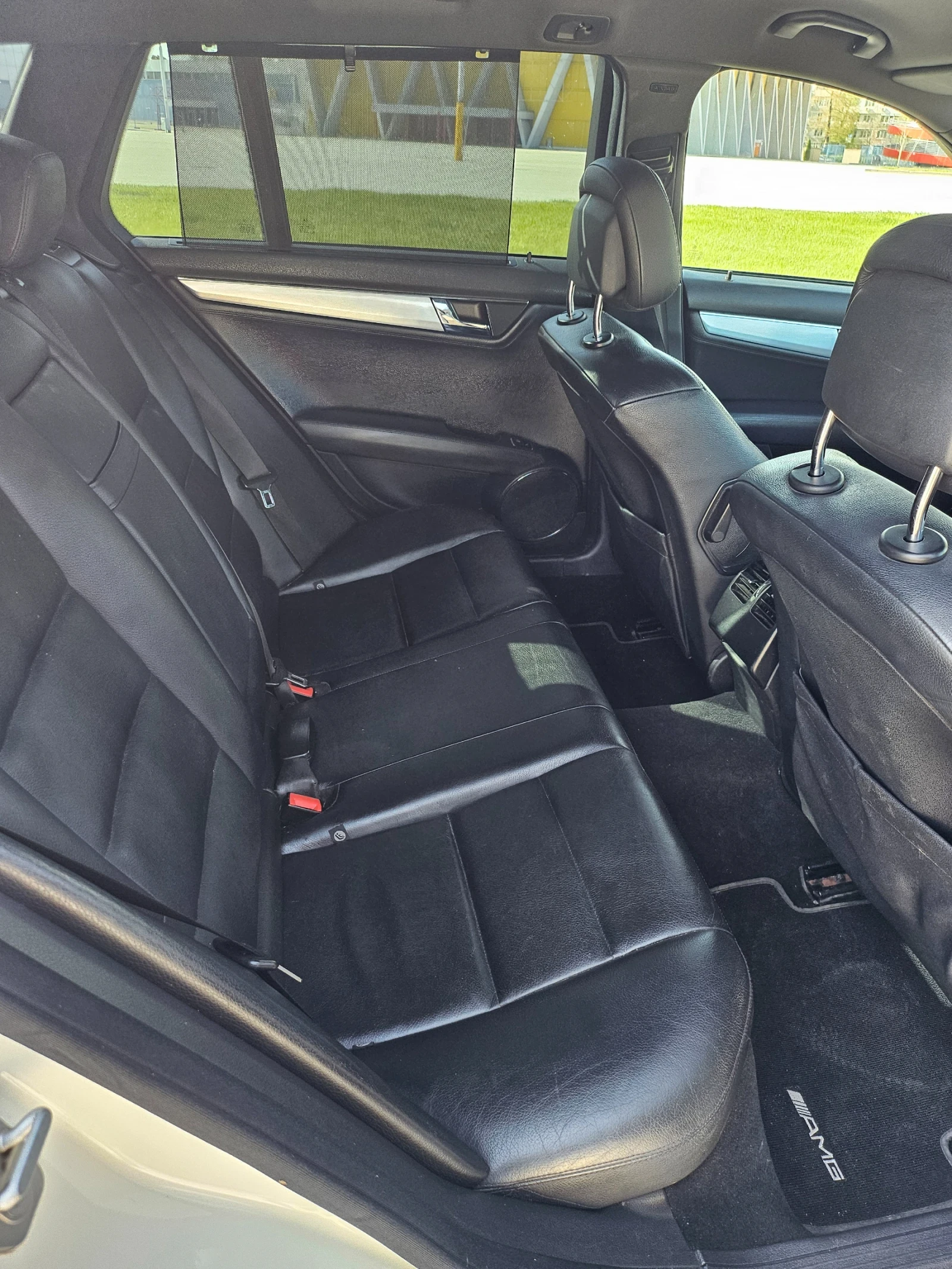 Mercedes-Benz C 220 2.2 CDI Avantgarde AMG - изображение 4