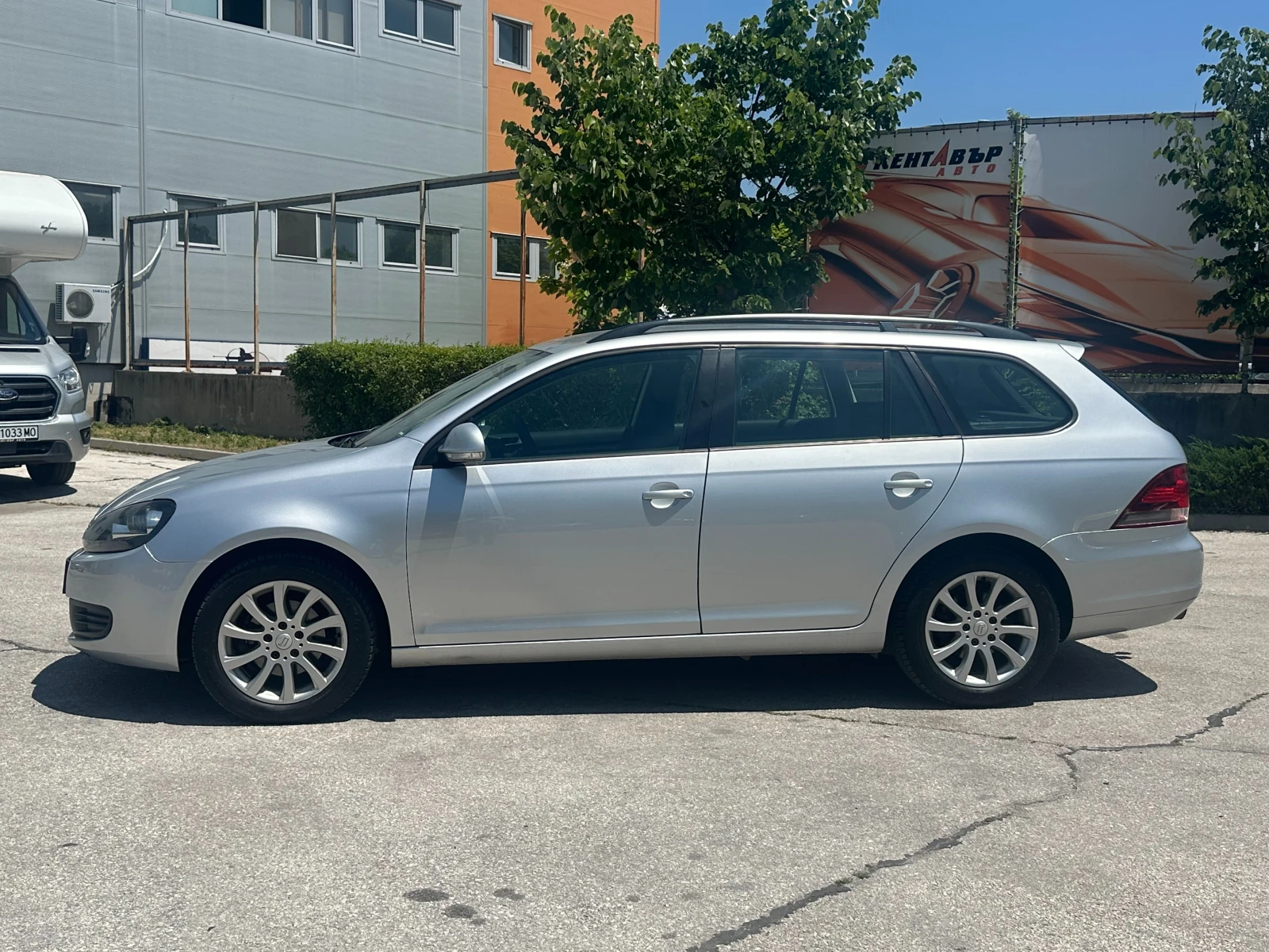 VW Golf 1.6d 105 к.с. - изображение 2