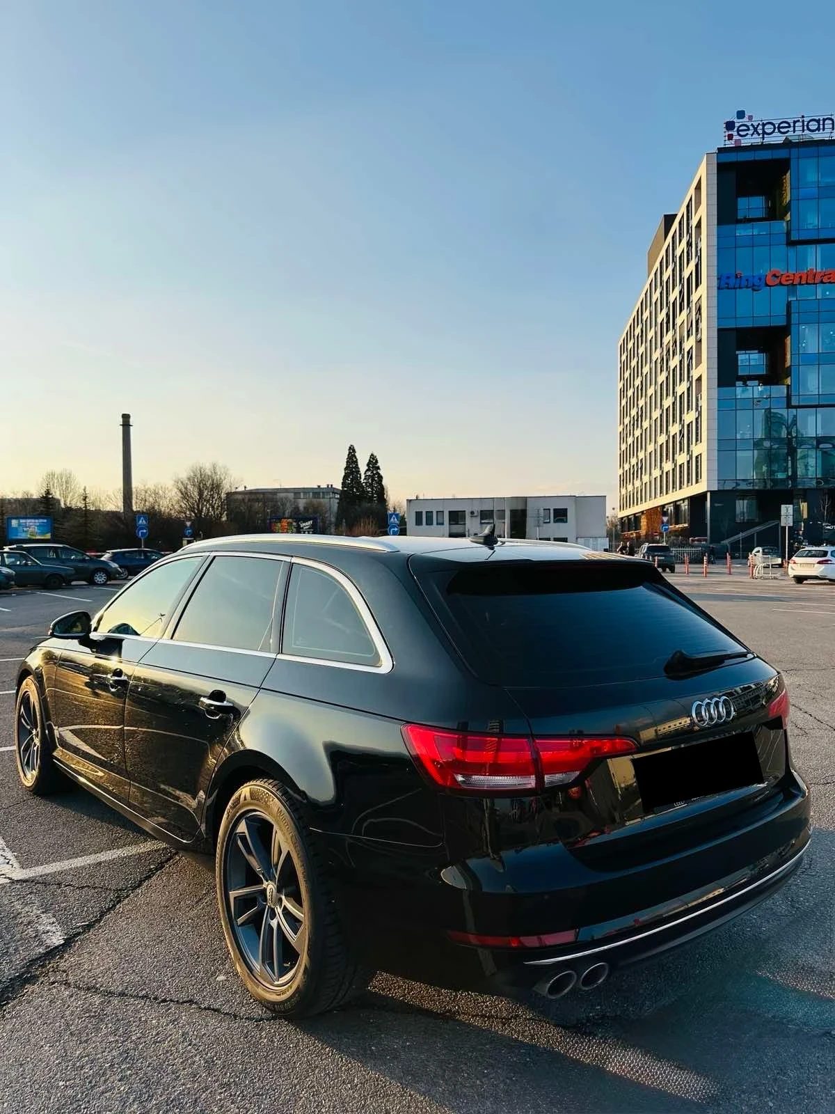 Audi A4 2.0 Tdi, снимка 6 - Автомобили и джипове - 53802542