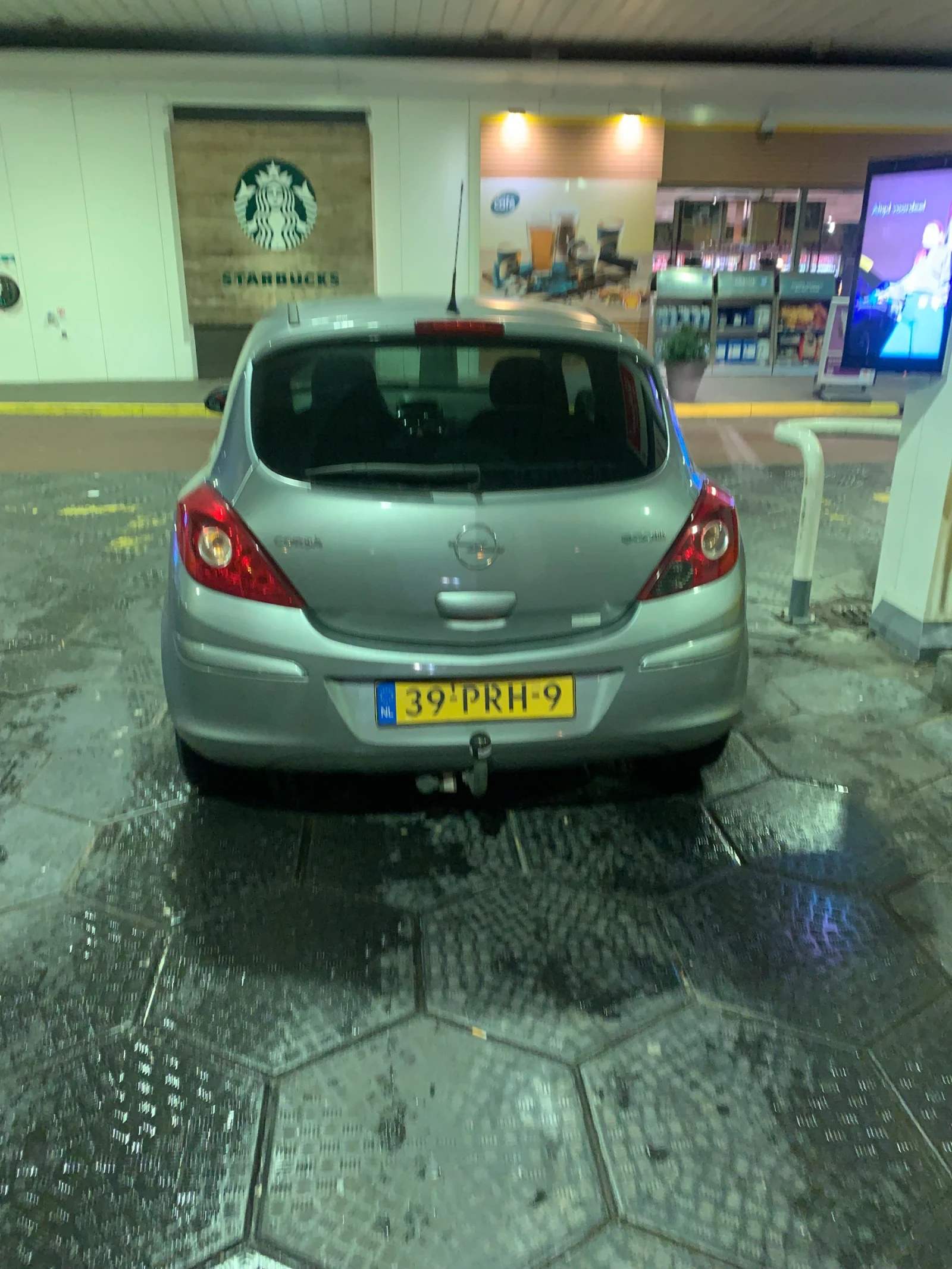 Opel Corsa 1.3 Дизел , снимка 6 - Автомобили и джипове - 54159796