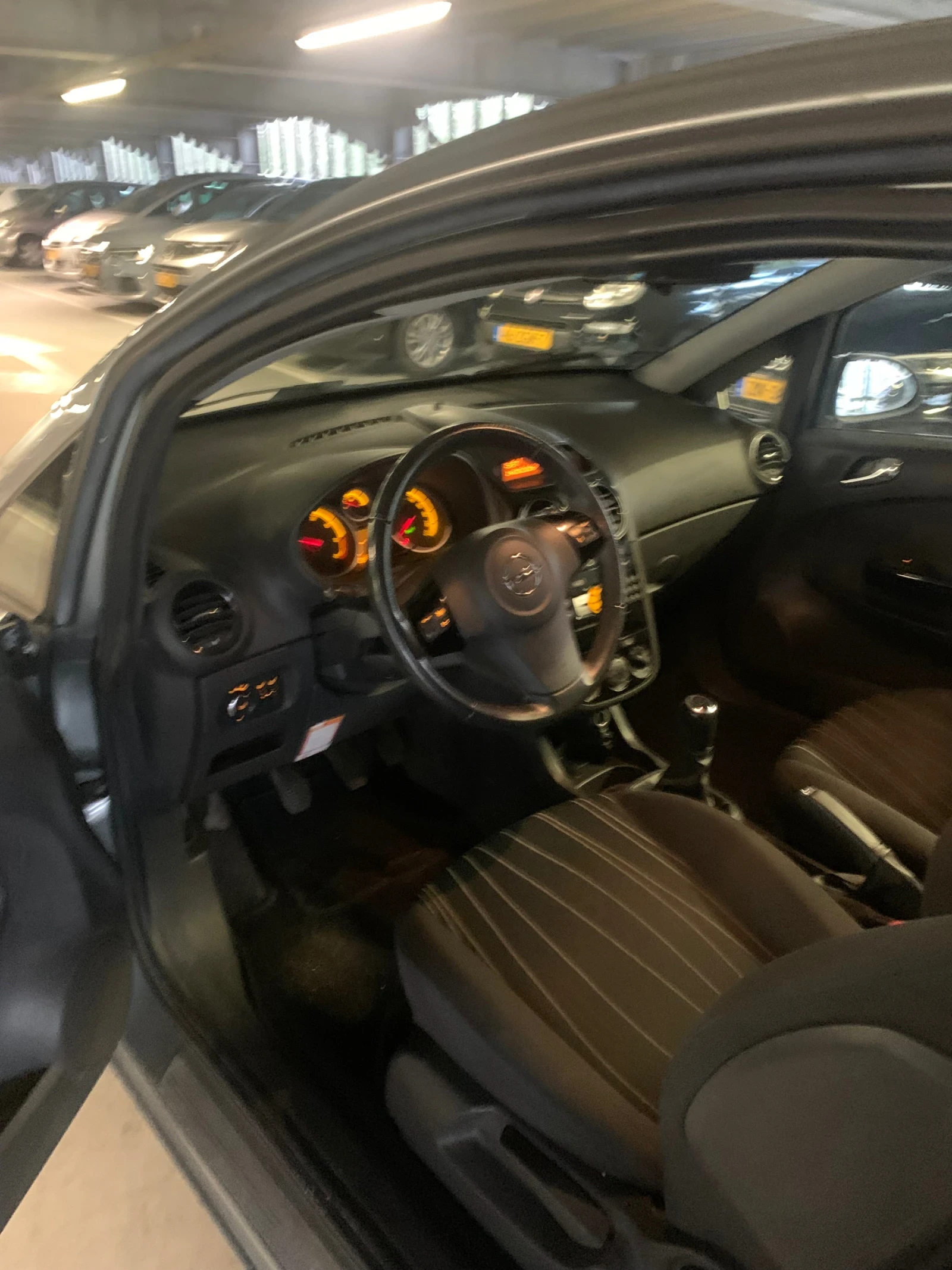 Opel Corsa 1.3 Дизел , снимка 12 - Автомобили и джипове - 54159796