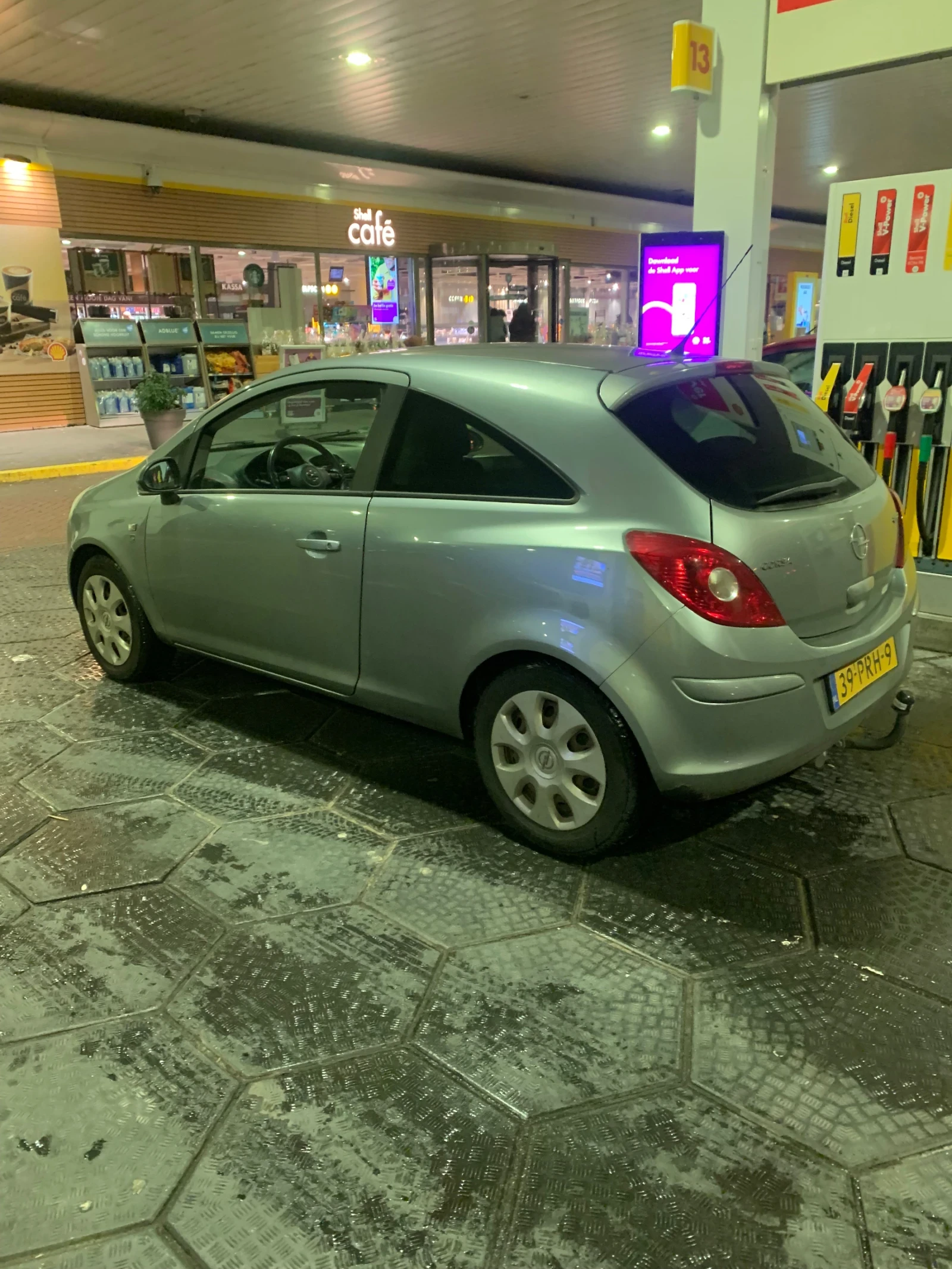 Opel Corsa 1.3 Дизел , снимка 7 - Автомобили и джипове - 54159796