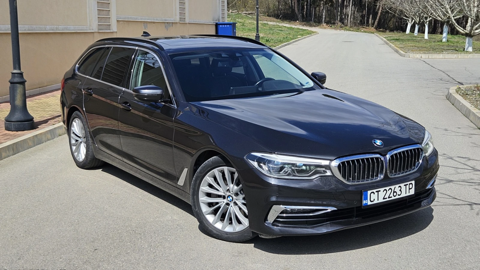 BMW 525 D Luxury Line   комфорт, стил и практичност в едно