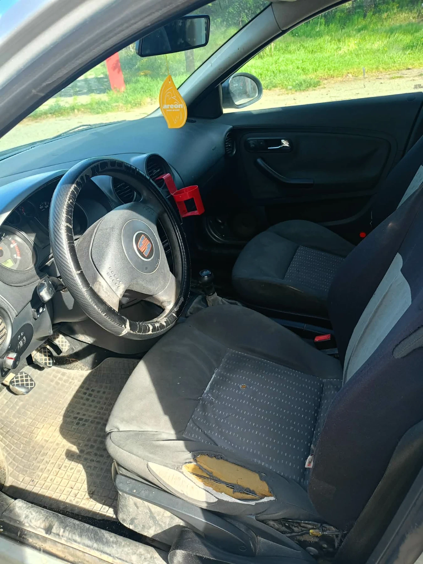 Seat Cordoba 1.4, снимка 7 - Автомобили и джипове - 54348105