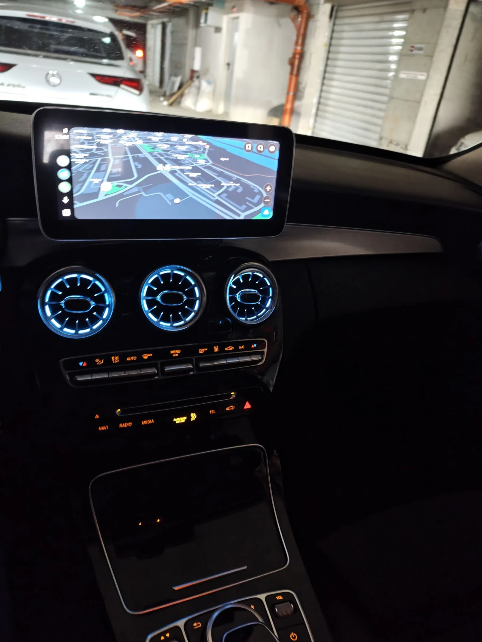 Mercedes-Benz C 220, снимка 9 - Автомобили и джипове - 54586559