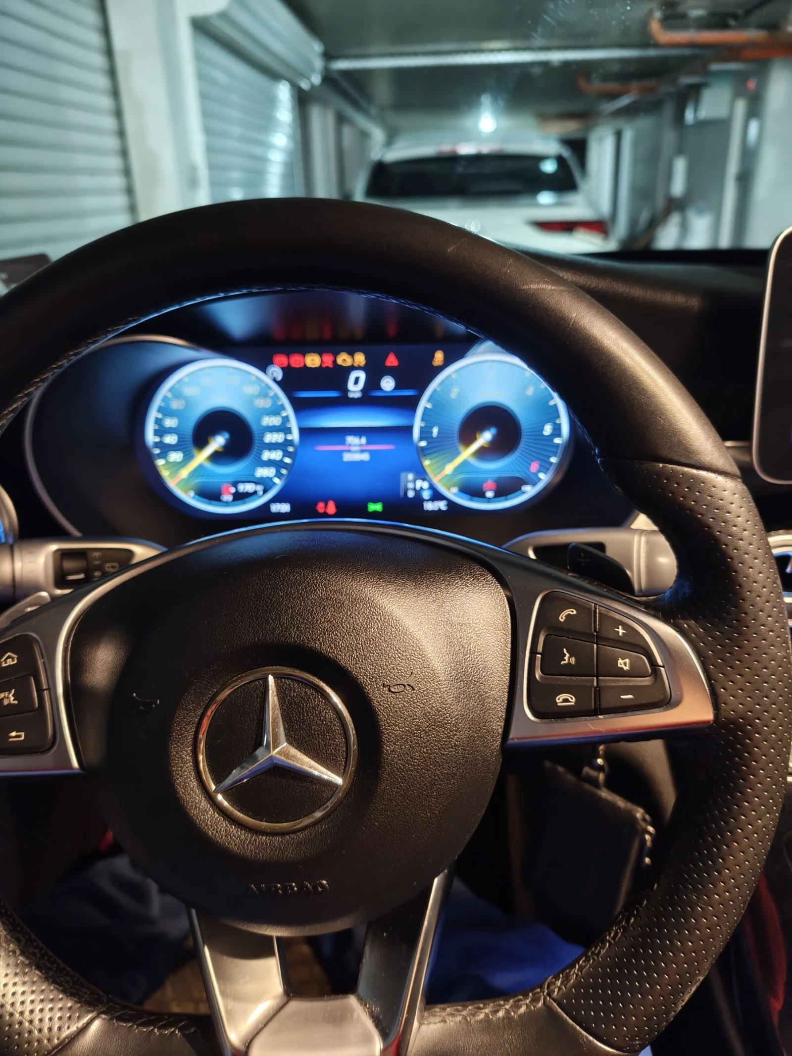 Mercedes-Benz C 220, снимка 4 - Автомобили и джипове - 54586559