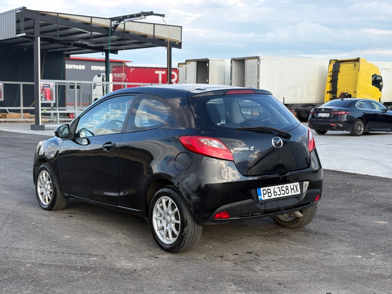 Mazda 2 1.4 HDi , снимка 4 - Автомобили и джипове - 55267715