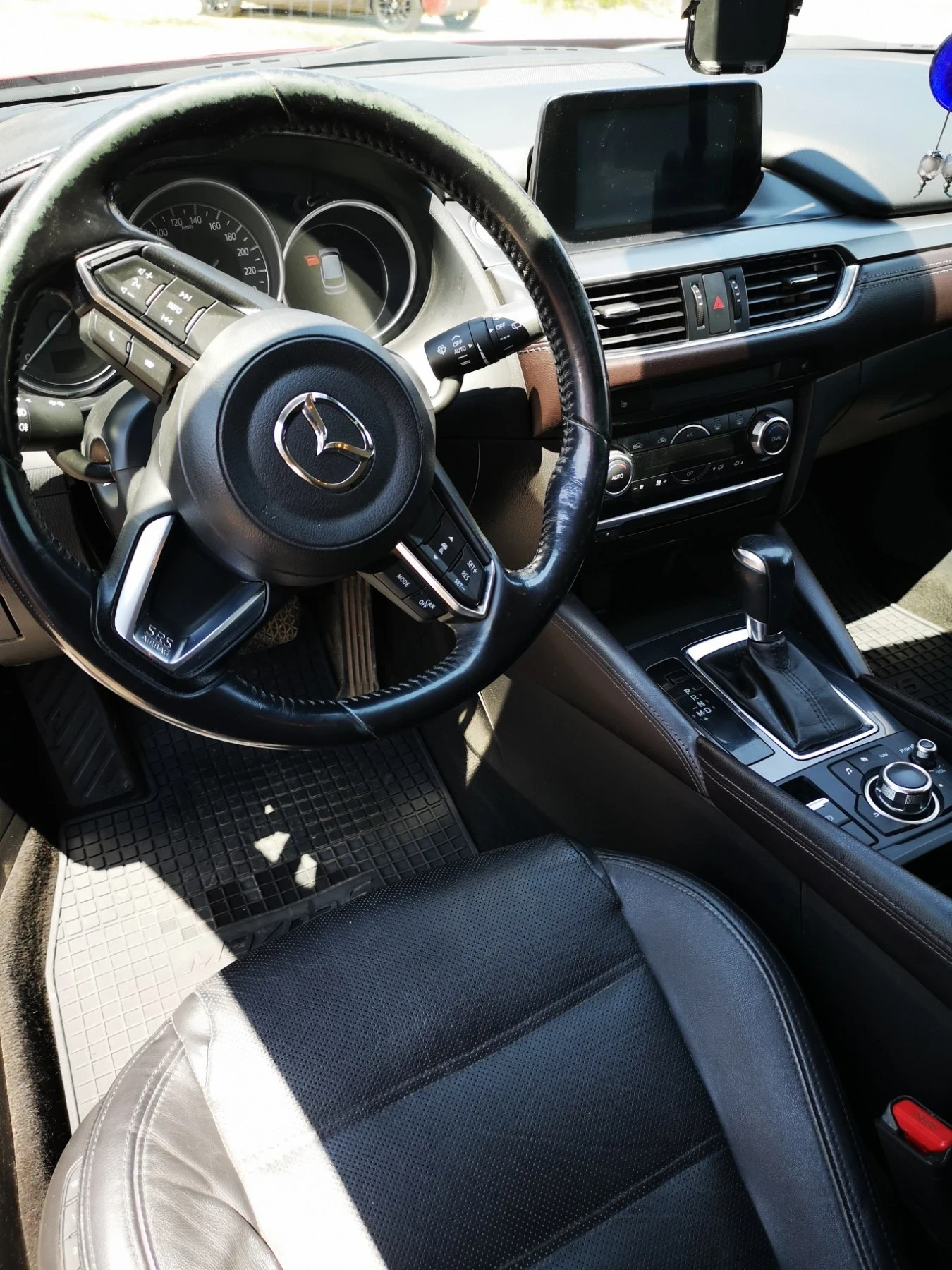 Mazda 6 2.2 d, 4x4, снимка 6 - Автомобили и джипове - 55648583