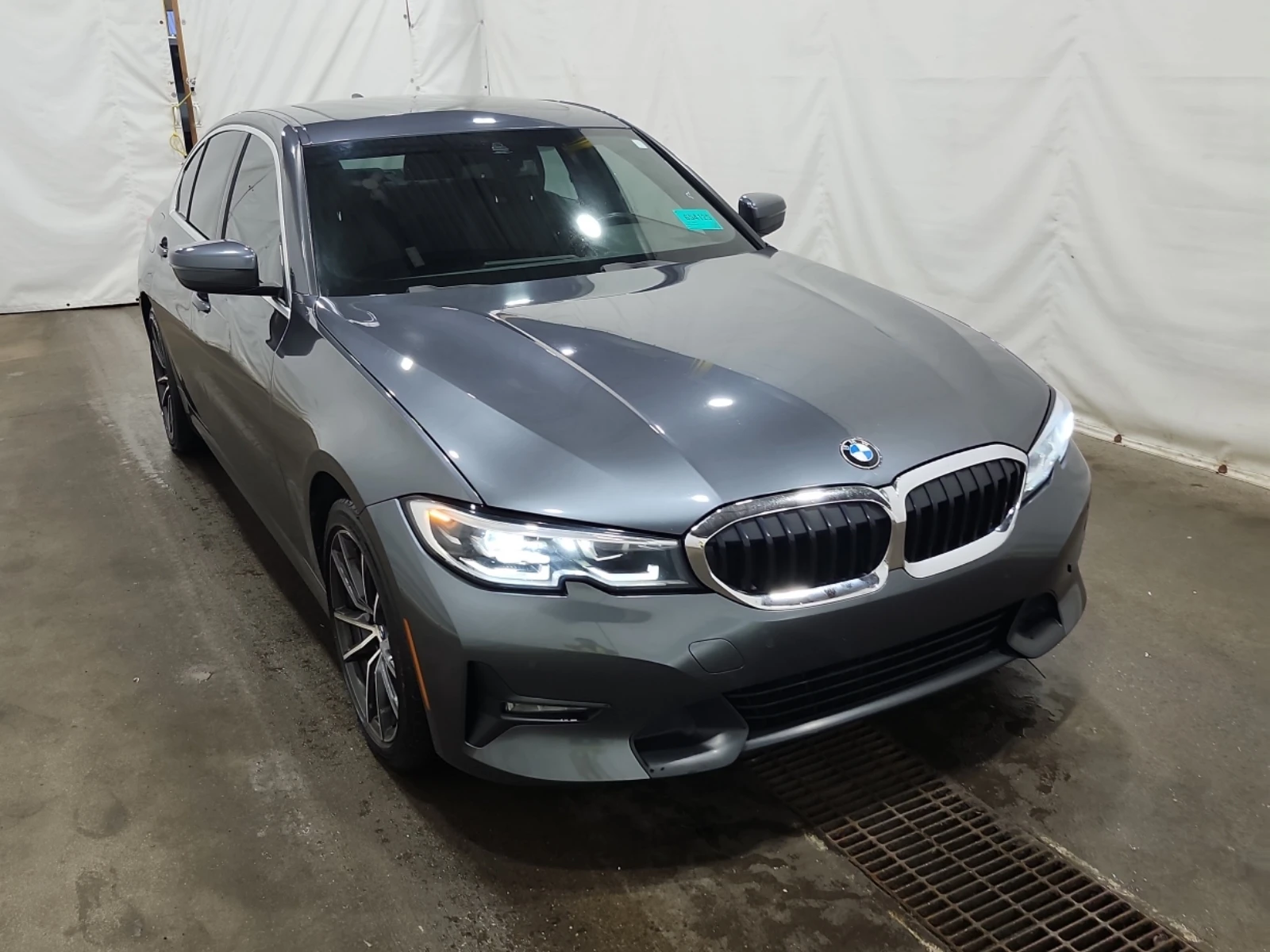 BMW 330 XDRIVE / ПАНО / ПРОГНОЗНА ЦЕНА до БГ, снимка 2 - Автомобили и джипове - 55647096
