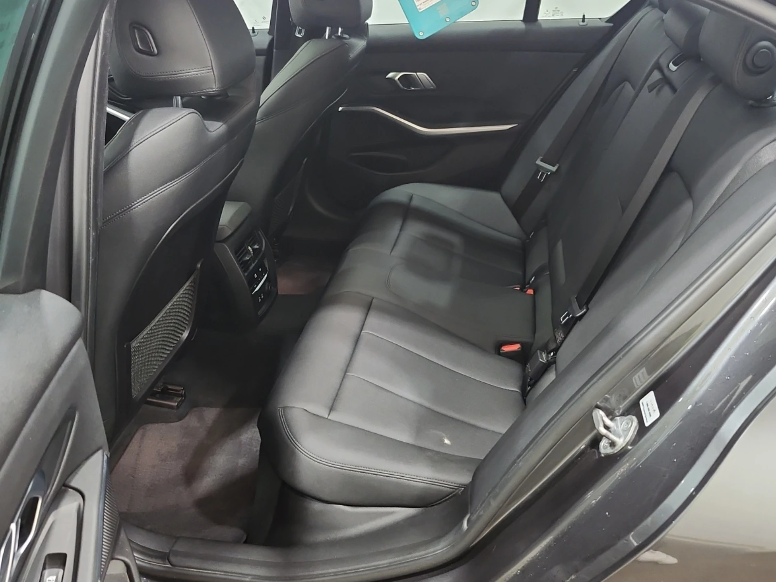 BMW 330 XDRIVE / ПАНО / ПРОГНОЗНА ЦЕНА до БГ, снимка 14 - Автомобили и джипове - 55647096