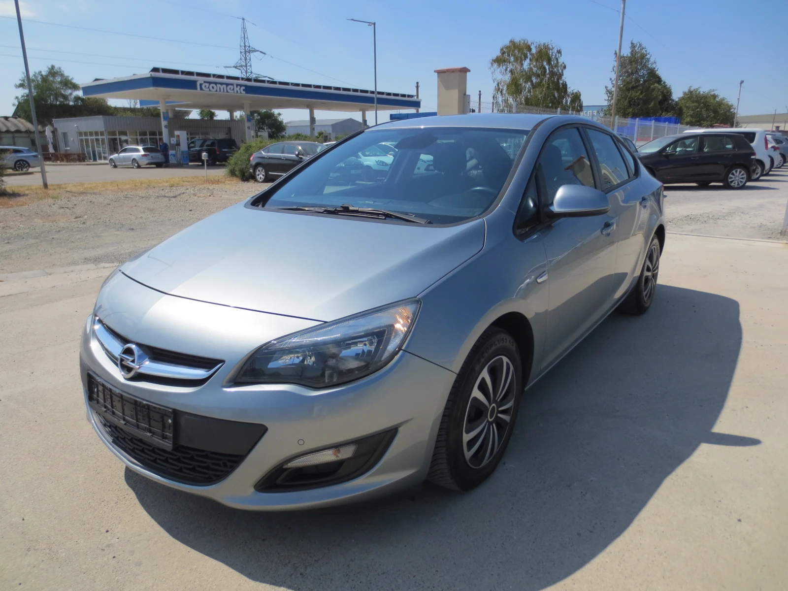 Opel Astra 1.4 i * TURBO* СЕДАН