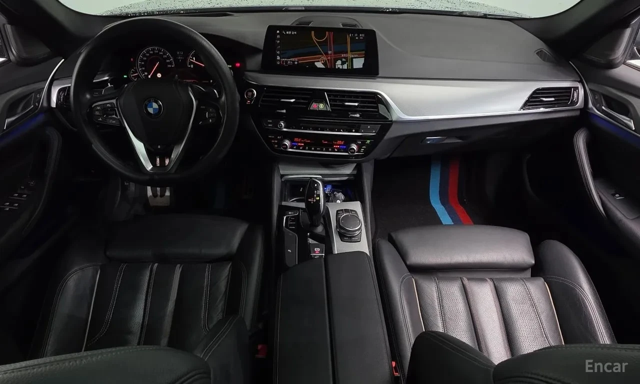 BMW 530 530i M Sport Обдухване , Дистроник , снимка 7 - Автомобили и джипове - 55900239