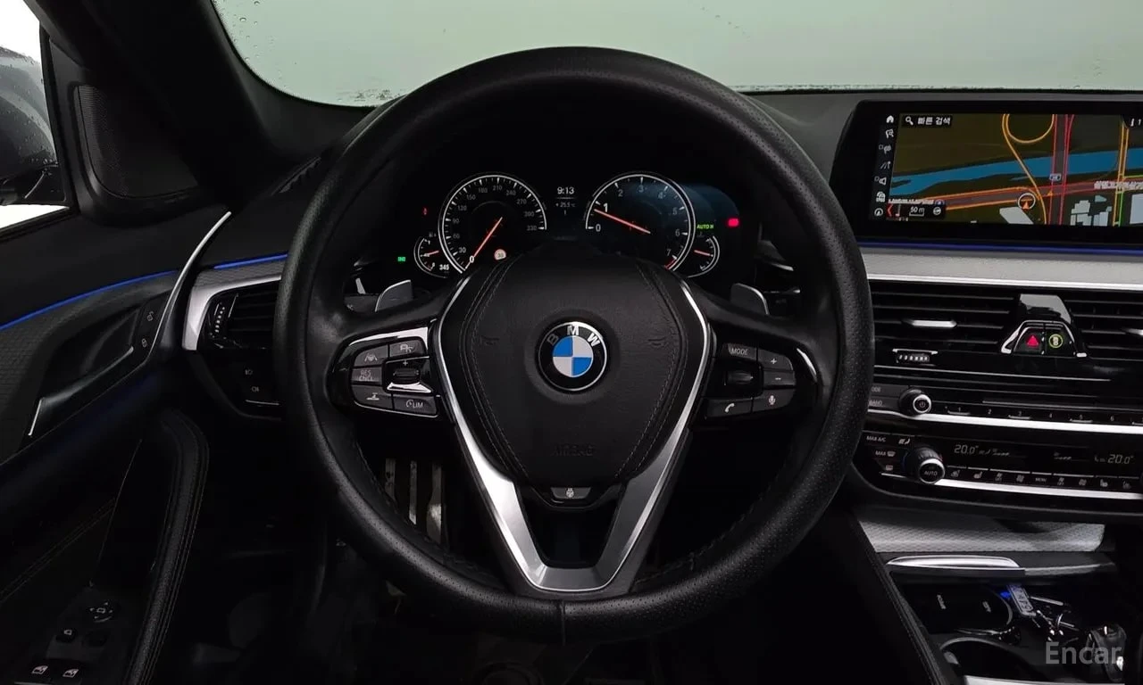 BMW 530 530i M Sport Обдухване , Дистроник , снимка 13 - Автомобили и джипове - 55900239