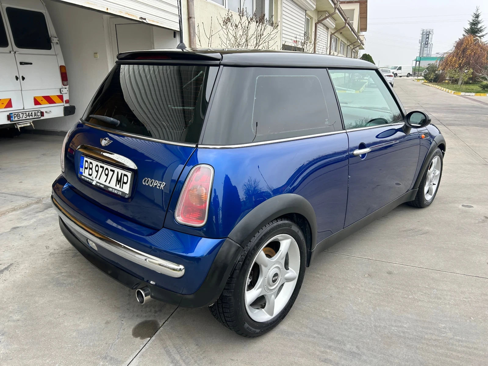 Mini Cooper Cooper, снимка 5 - Автомобили и джипове - 56114945