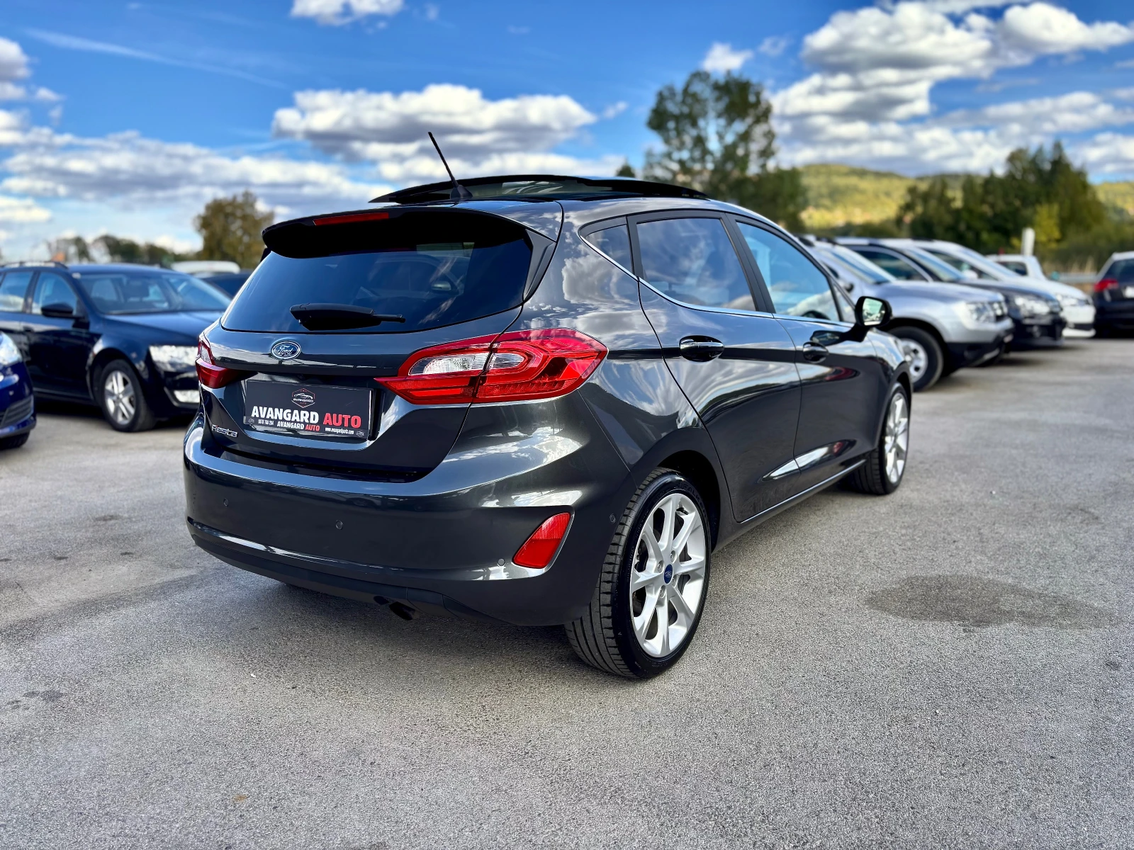 Ford Fiesta, снимка 6 - Автомобили и джипове - 56285834