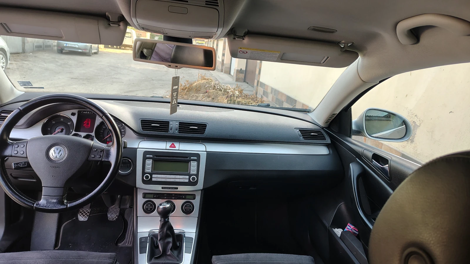 VW Passat B6, снимка 6 - Автомобили и джипове - 56438395