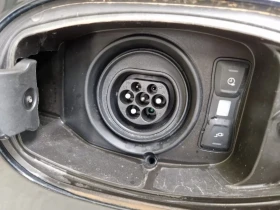 Porsche Cayenne 3.0 V6 E-Hybrid Platinum Edition, снимка 10