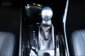 Toyota C-HR 1.8 Hybrid Selection | Автоматик | Кожа | Камера - 14890 € / 29122.31 лв. - 81808958 15