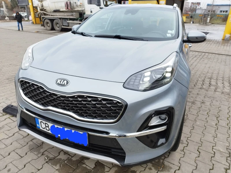 Kia Sportage, снимка 1 - Автомобили и джипове - 48383881