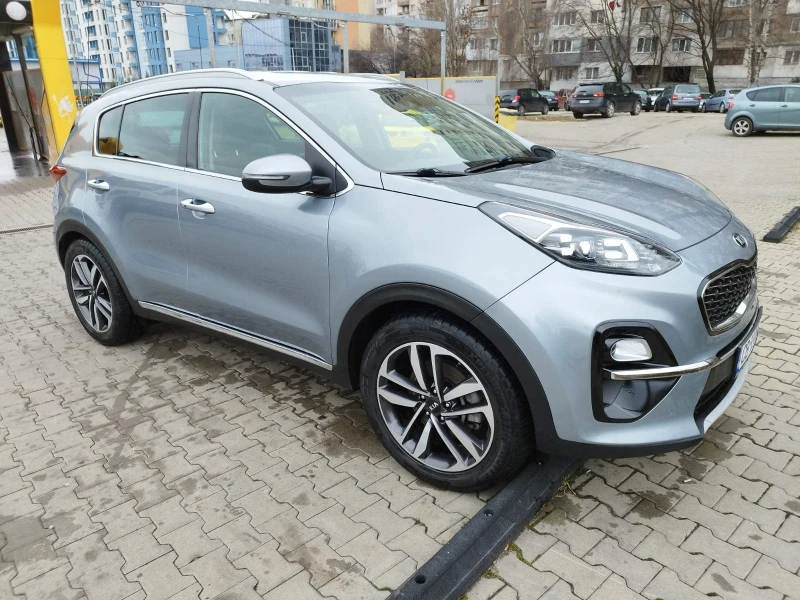 Kia Sportage, снимка 4 - Автомобили и джипове - 48383881