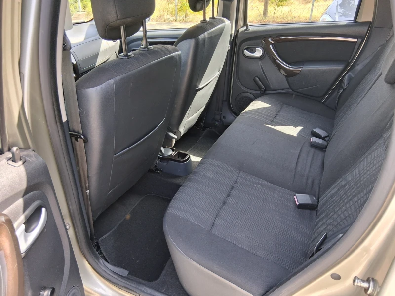 Dacia Duster, снимка 7 - Автомобили и джипове - 52658187