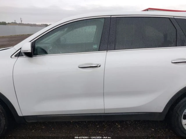 Kia Sorento LX* 89047км!* Клип на двигателя* Фиксирана цена, снимка 9 - Автомобили и джипове - 53277486