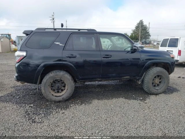 Toyota 4runner 4x4| TRD OFF ROAD PREMIUM| Реална Цена до България, снимка 13 - Автомобили и джипове - 54470517