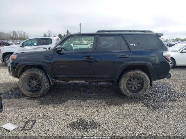 Toyota 4runner 4x4| TRD OFF ROAD PREMIUM| Реална Цена до България, снимка 14 - Автомобили и джипове - 54470517