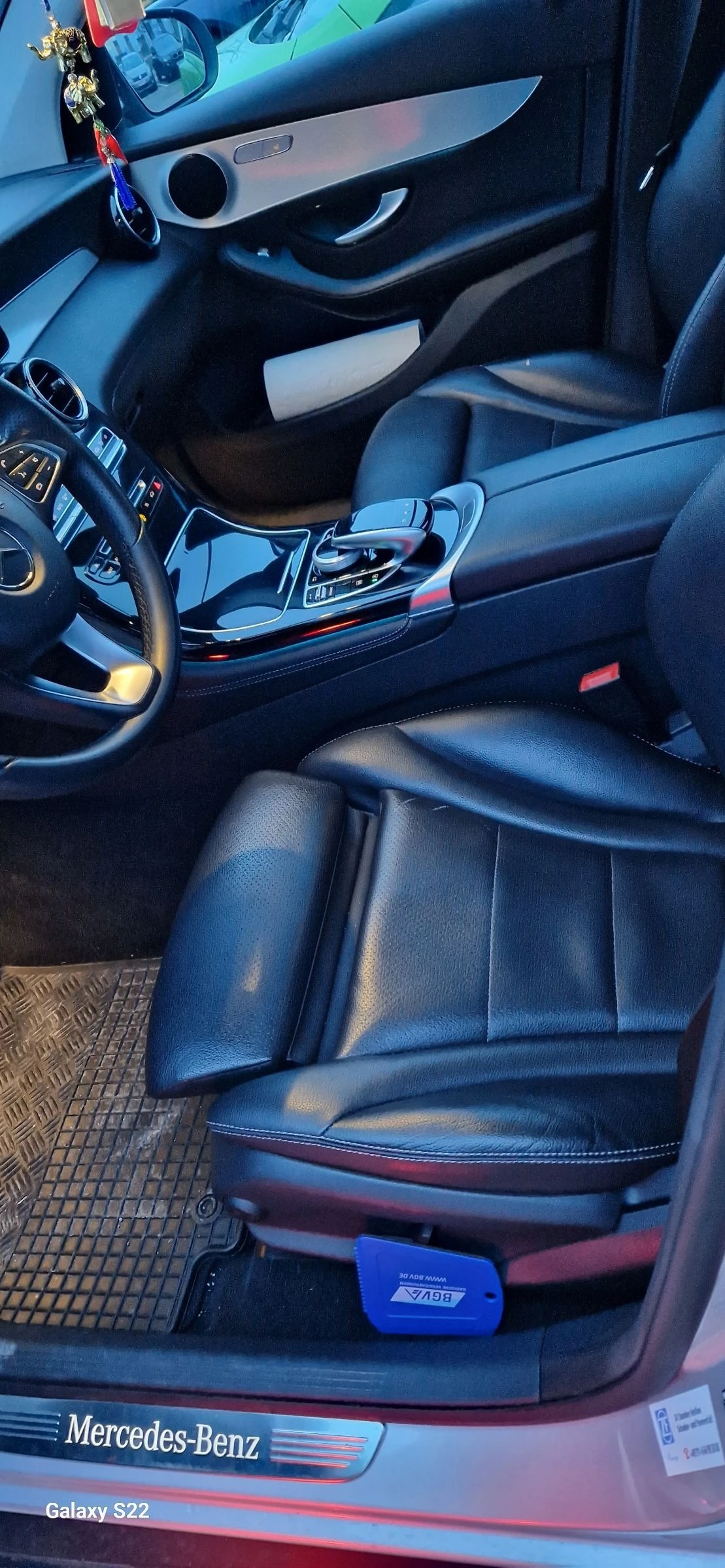 Mercedes-Benz GLC 220 4WD - изображение 8