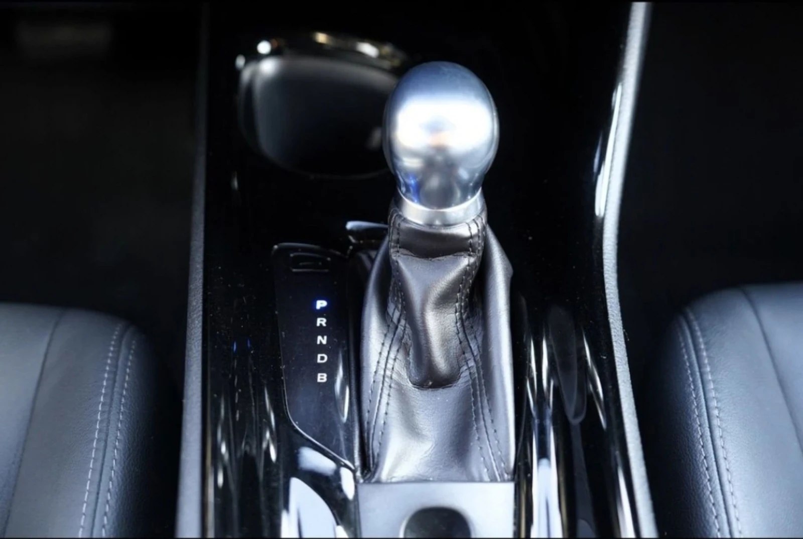 Toyota C-HR 1.8 Hybrid Selection | ��������� | ���� | ������ | Mobile.bg � ����������� 15