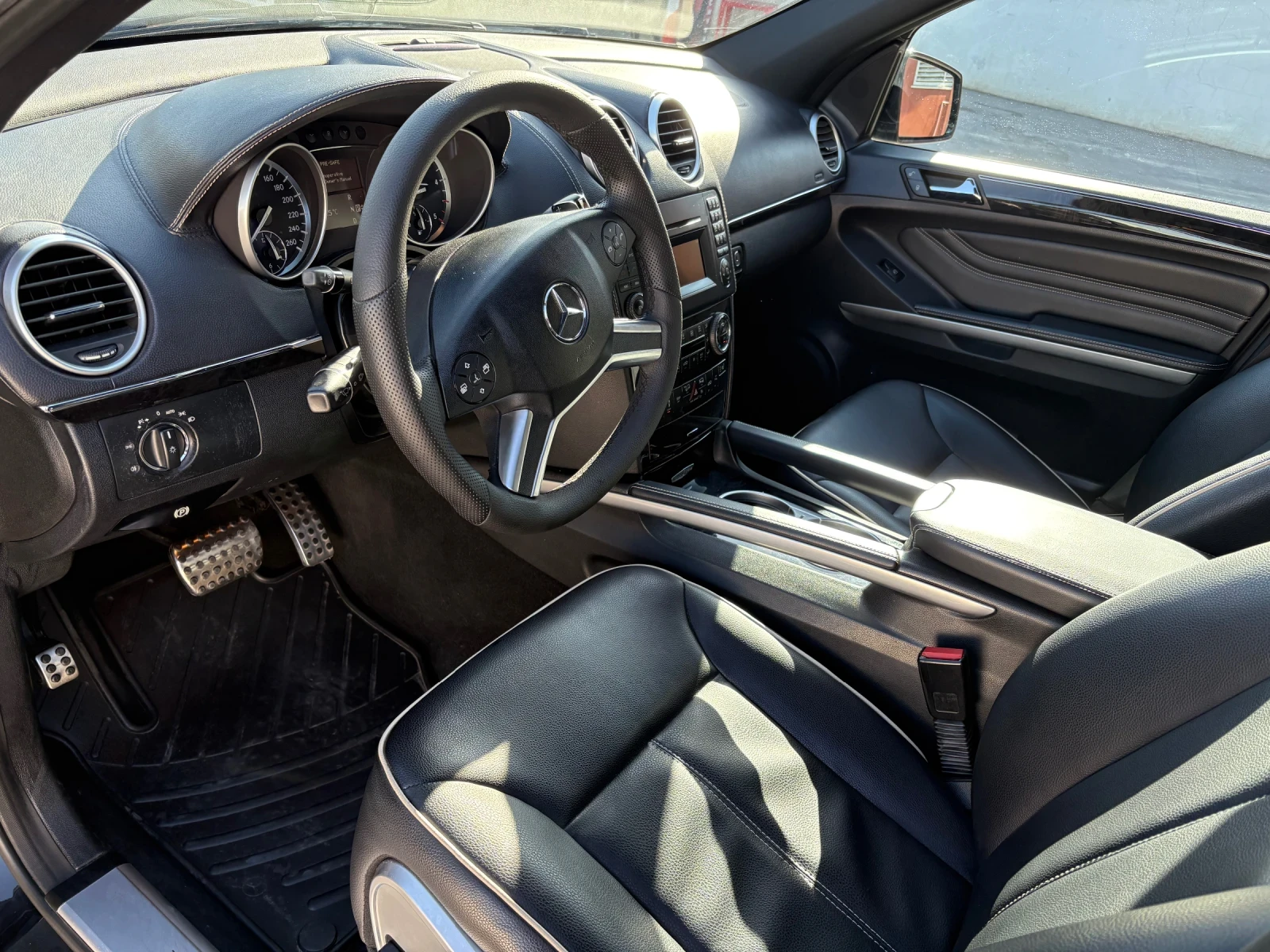 Mercedes-Benz ML 350 4 matic GRAND EDITITION, снимка 8 - Автомобили и джипове - 53929795