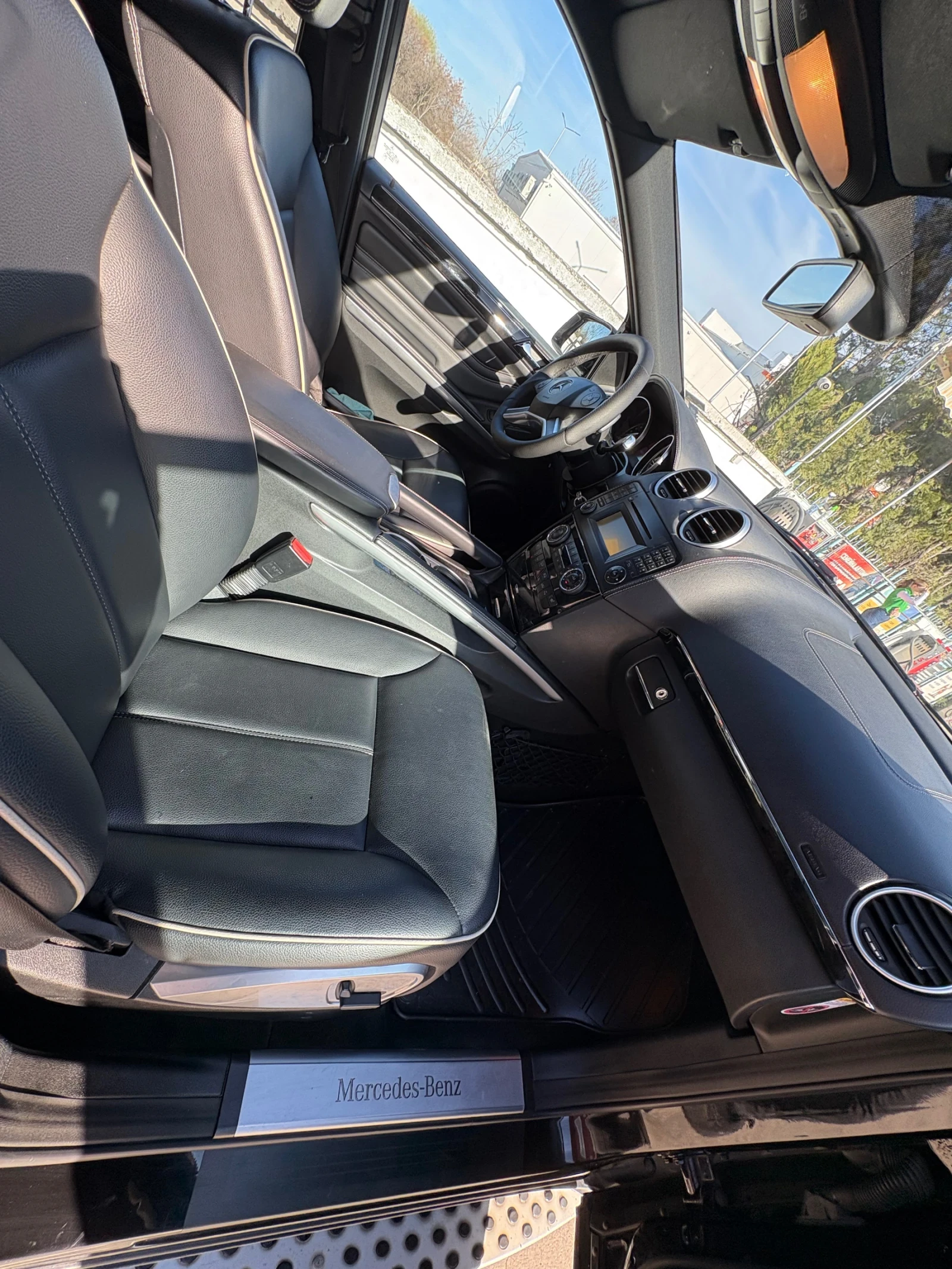 Mercedes-Benz ML 350 4 matic GRAND EDITITION, снимка 13 - Автомобили и джипове - 53929795