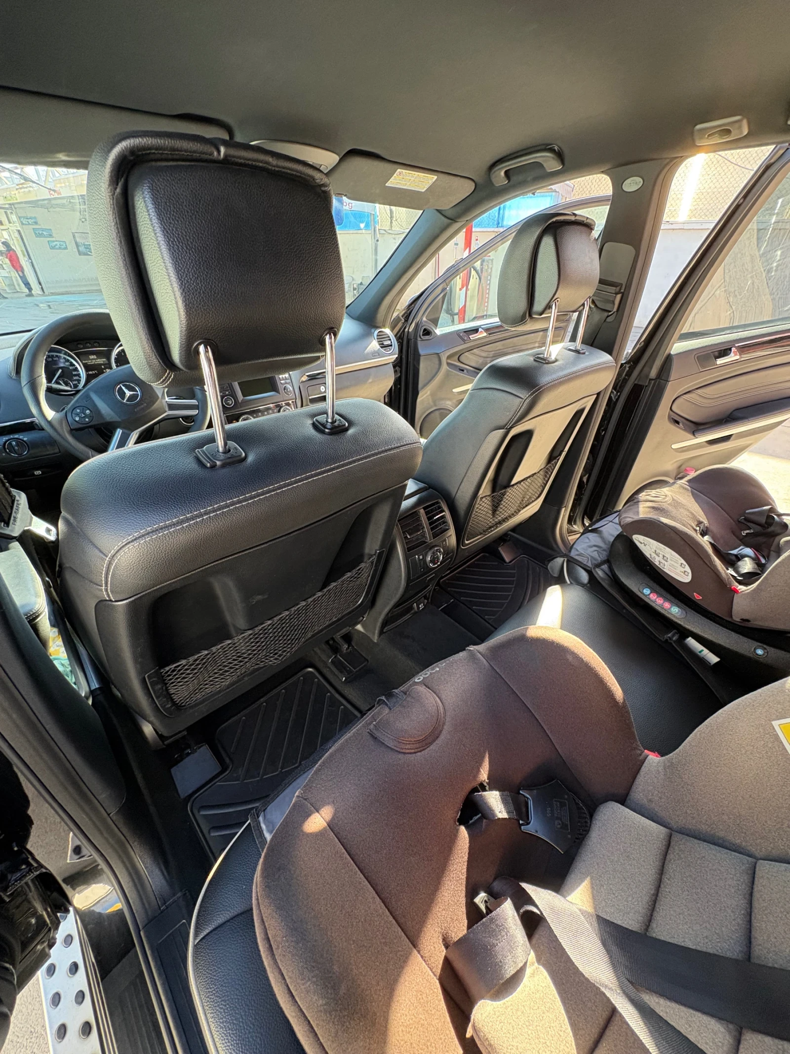 Mercedes-Benz ML 350 4 matic GRAND EDITITION, снимка 11 - Автомобили и джипове - 53929795