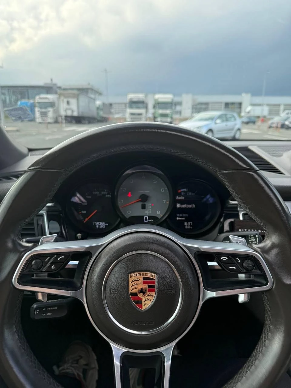 Porsche Macan S* BOSE* PANORAMA* ПОДГРЕВ* ОБУДХВАНЕ* CARPLAY* , снимка 14 - Автомобили и джипове - 54346070