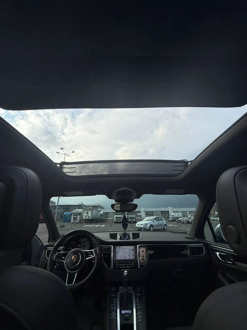 Porsche Macan S* BOSE* PANORAMA* ПОДГРЕВ* ОБУДХВАНЕ* CARPLAY* , снимка 15 - Автомобили и джипове - 54346070