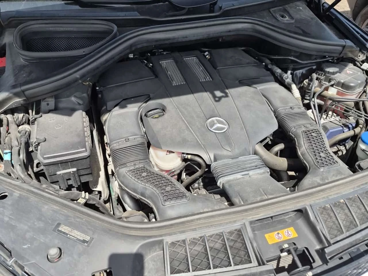 Mercedes-Benz GLE 400 H/K * ПОДГРЕВИ * ПАНО * KEYLESS * CARFAX, снимка 17 - Автомобили и джипове - 54624050