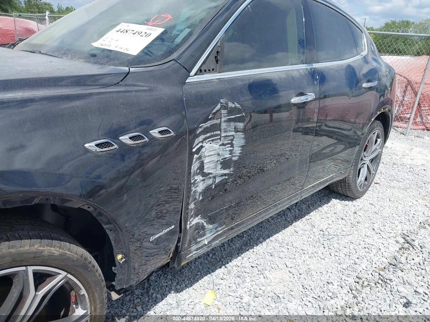 Maserati Levante 3.0l Granlusso, снимка 6 - Автомобили и джипове - 54964678